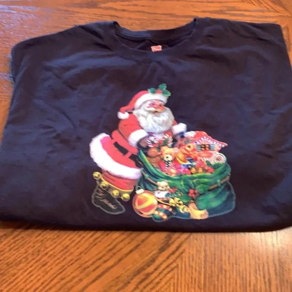 Santa Clause Christmas Tee Shirt - Picture 5 of 5